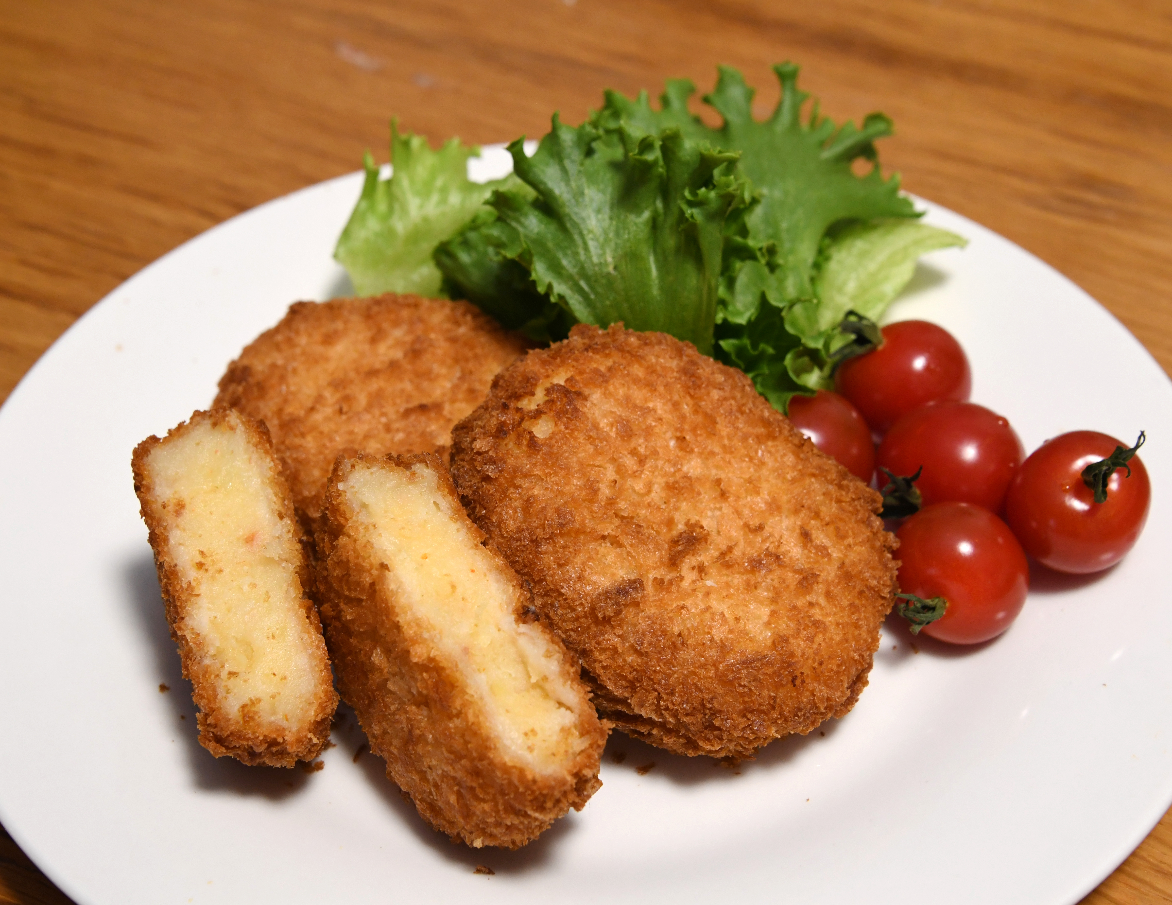 ちぃーさん専用 自家製コロッケ70個 ちぃーさん専用 自家製コロッケ70個 食品